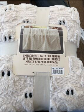 Costco Ghost Throw Blanket- Halloween